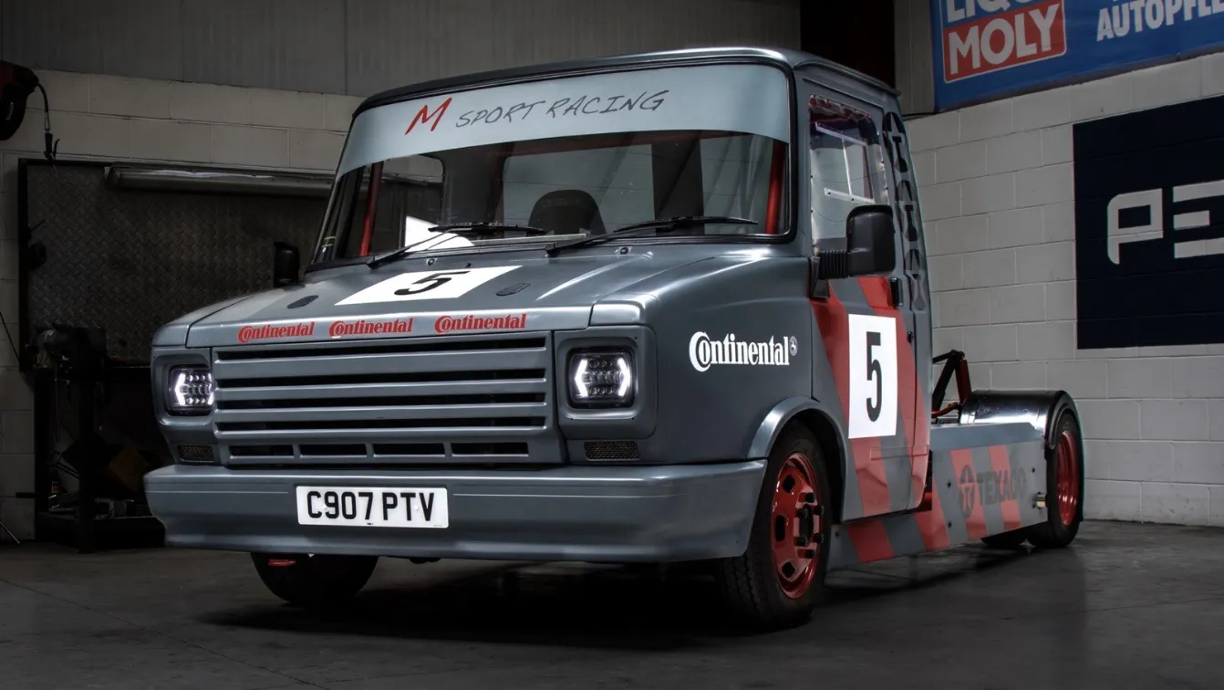 Click Here to read more of Steve Taylor's 1986 Sherpa Frieghtover 3500cc